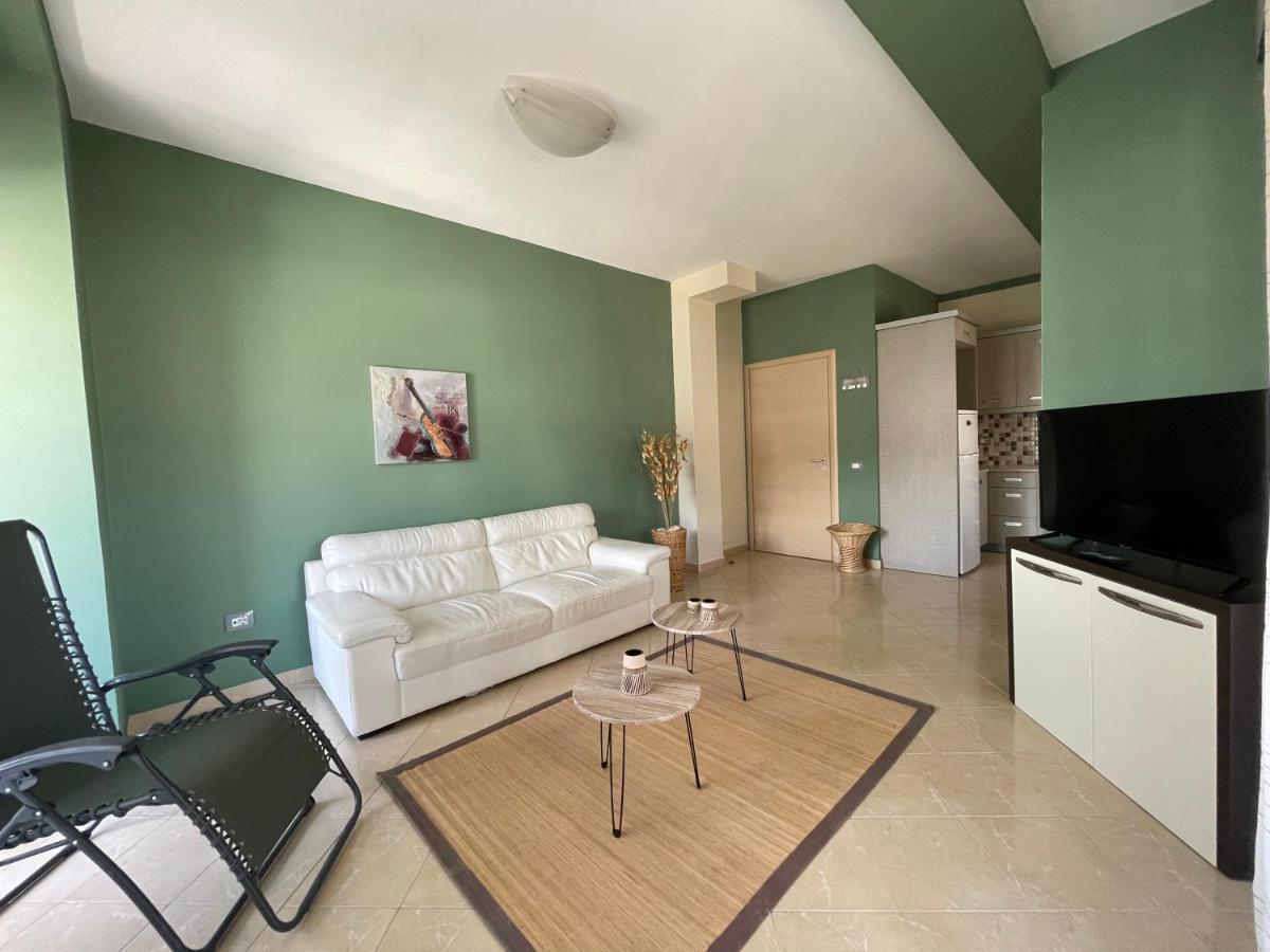 Ola Apartament 2 Sarandë 外观 照片