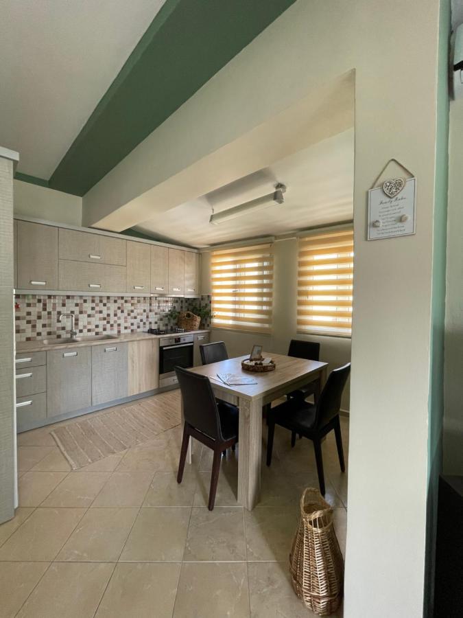 Ola Apartament 2 Sarandë 外观 照片